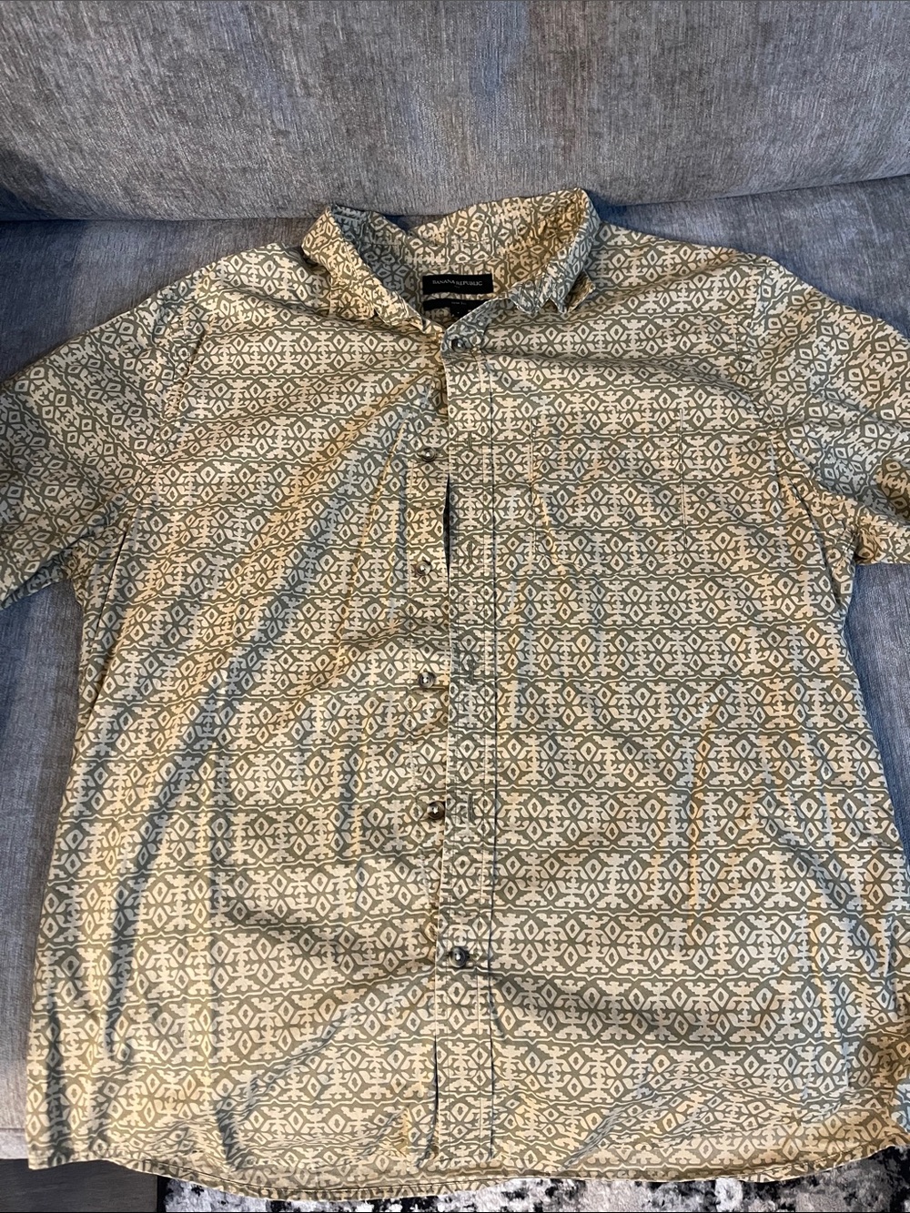 Banana Republic Cotton Men's Short-Sleeve Geo Print Shirt - Olive